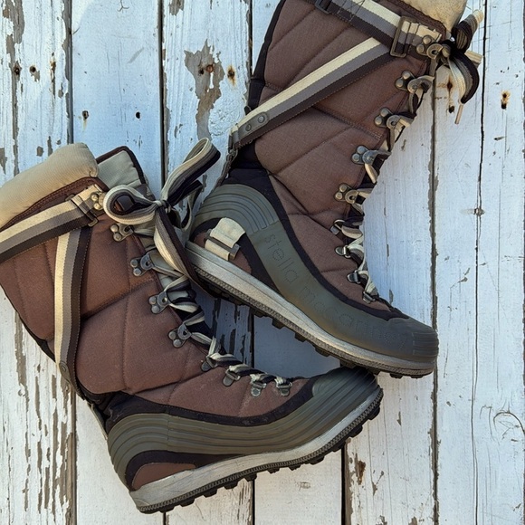 ❣️HOST PICK❣️ Stella McCartney X Adidas Winter Lace Up Boots